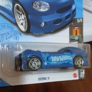 Deora II Hot Wheels 2020 Dark Blue Treasure Hunt With Mainline On Short Card.